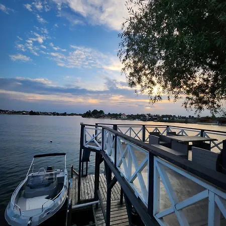 Dominikana House Вилла Kunice (Lower Silesia)